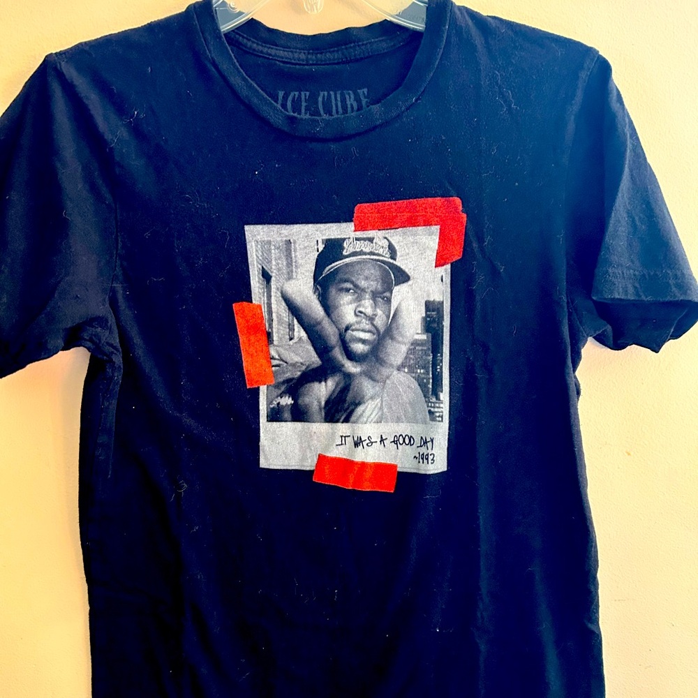 Ice Cube “It was a good day”  ‘93 tshirt. Size small. Some wearing.